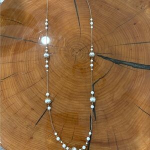 Elegant White and Gold Beaded Necklace
